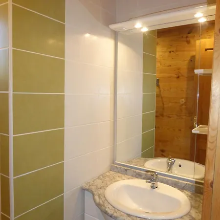 Chalet - Piscine Partagee Darbres