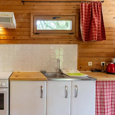 Chalet - Piscine Partagée Darbres